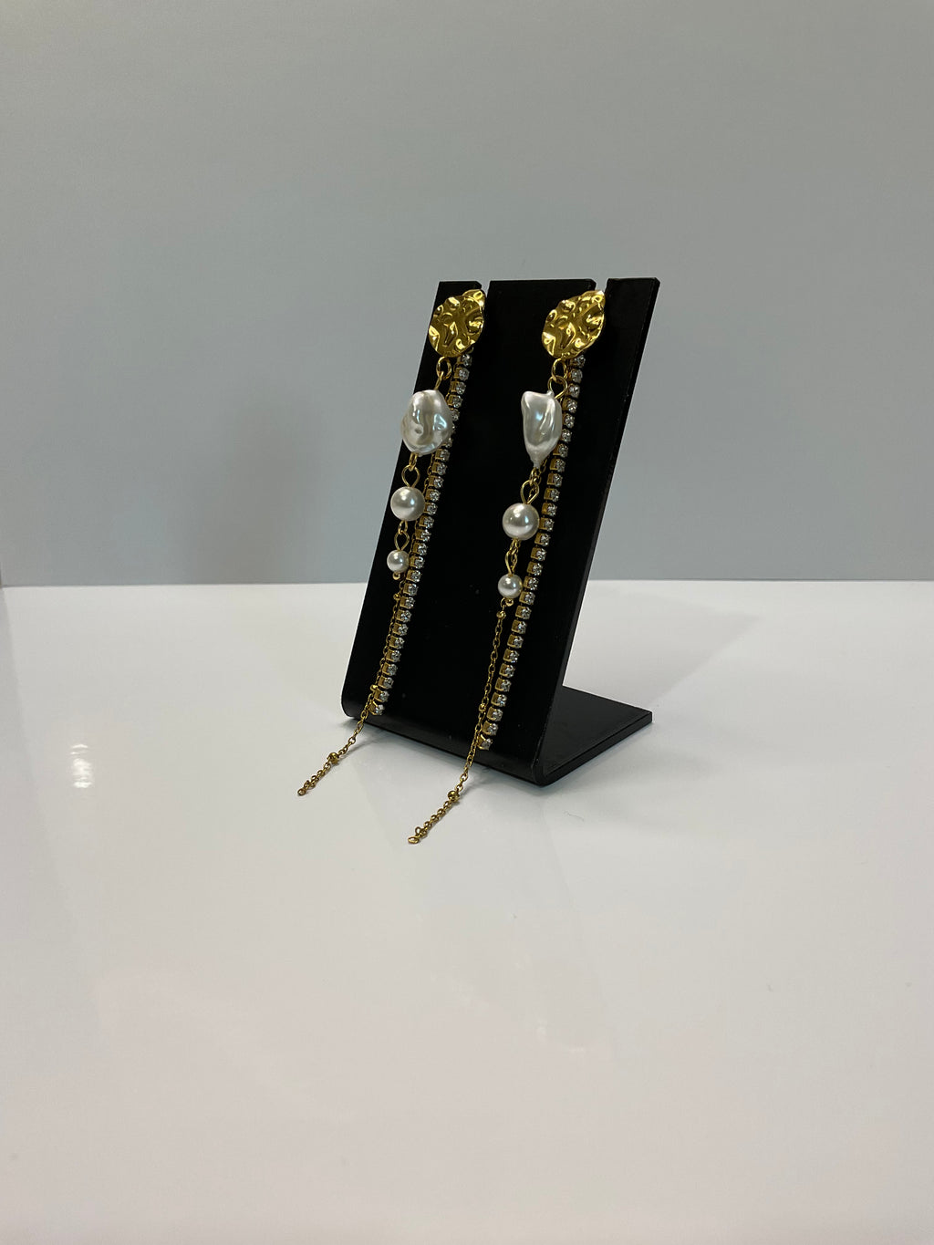 Pearl Luxe Drop Earrings