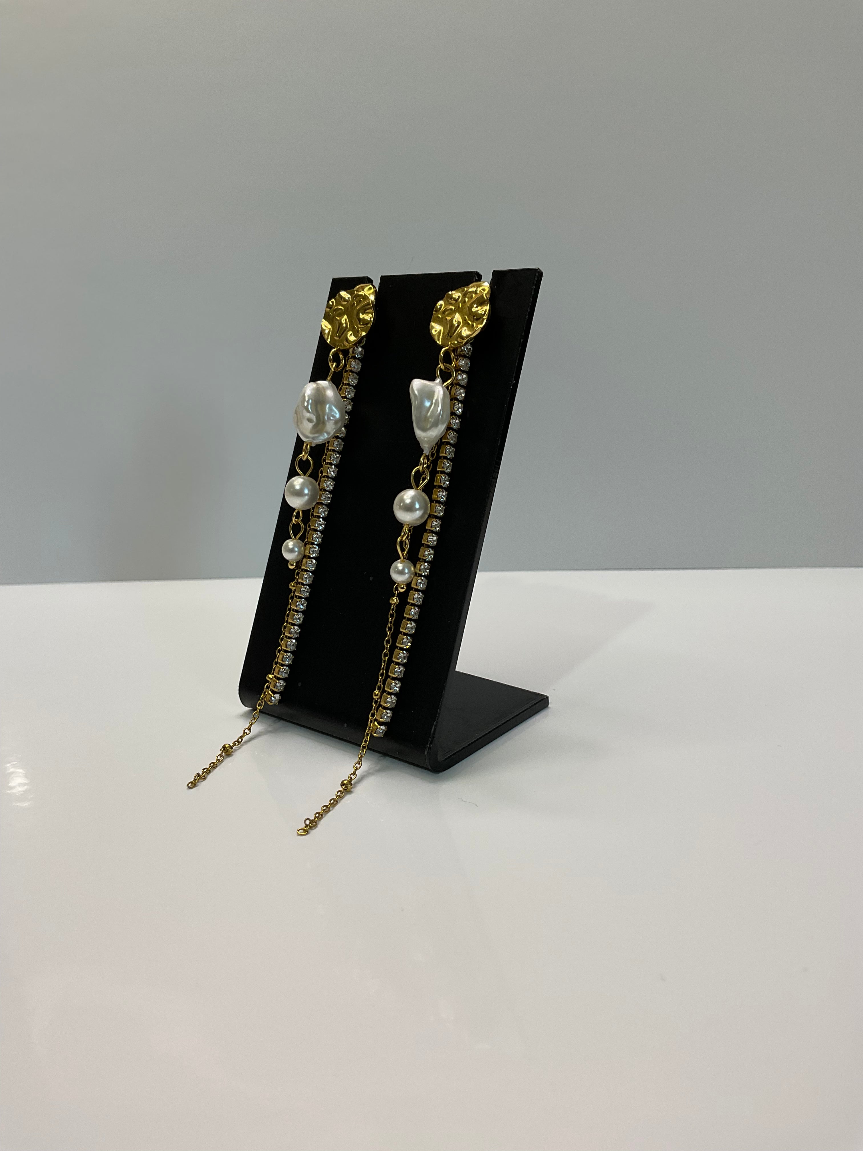 Pearl Luxe Drop Earrings