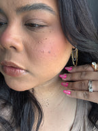 Aretes Chain Fusion | Elegancia Moderna Bicolor – Golden Lily