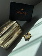 Golden Lily – Sortija Royal Pearl
