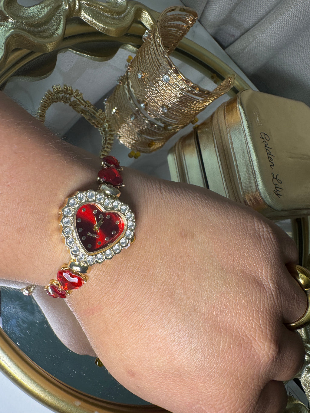 Golden Lily – Reloj Ruby Heart