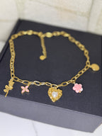 Golden Lily – Collar Bloom Charm