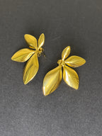 Golden Lily – Aretes Golden Leaves
