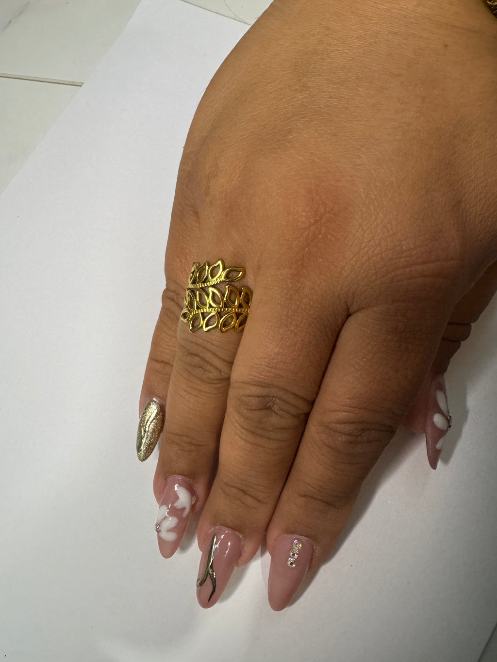 Anillo Hoja Eterna Ajustable