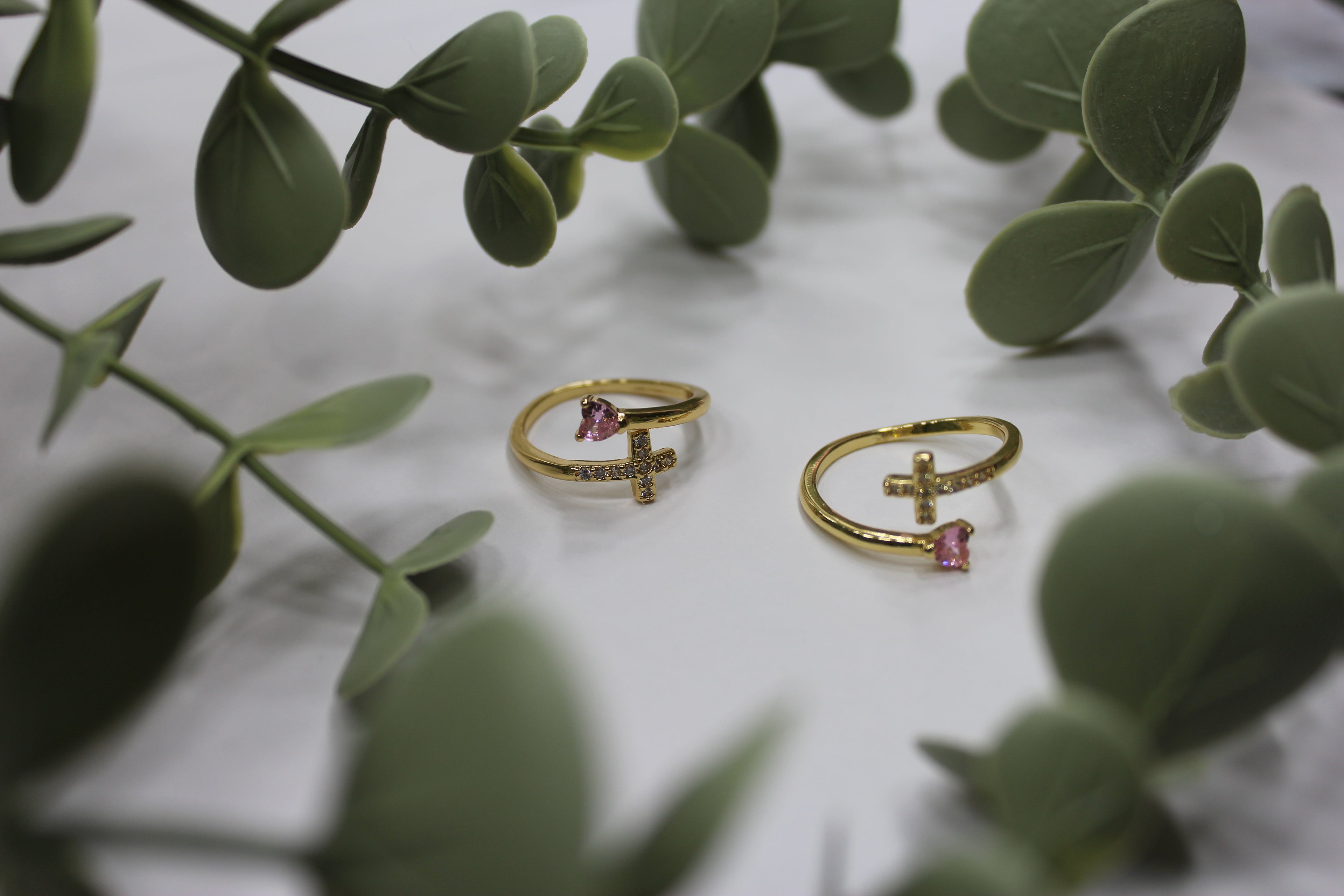 Sortija Faith Glow | Elegancia con Significado – Golden Lily