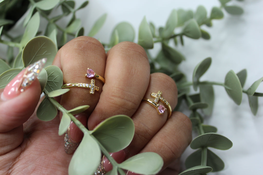 Sortija Faith Glow | Elegancia con Significado – Golden Lily