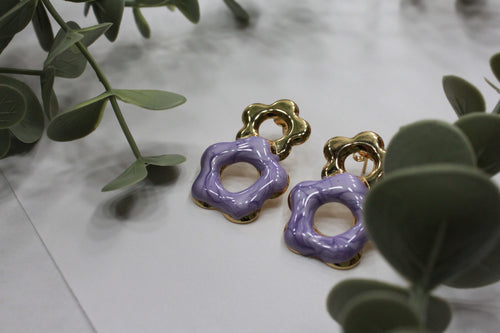 Aretes Bloom Lilac | Elegancia Floral – Golden Lily