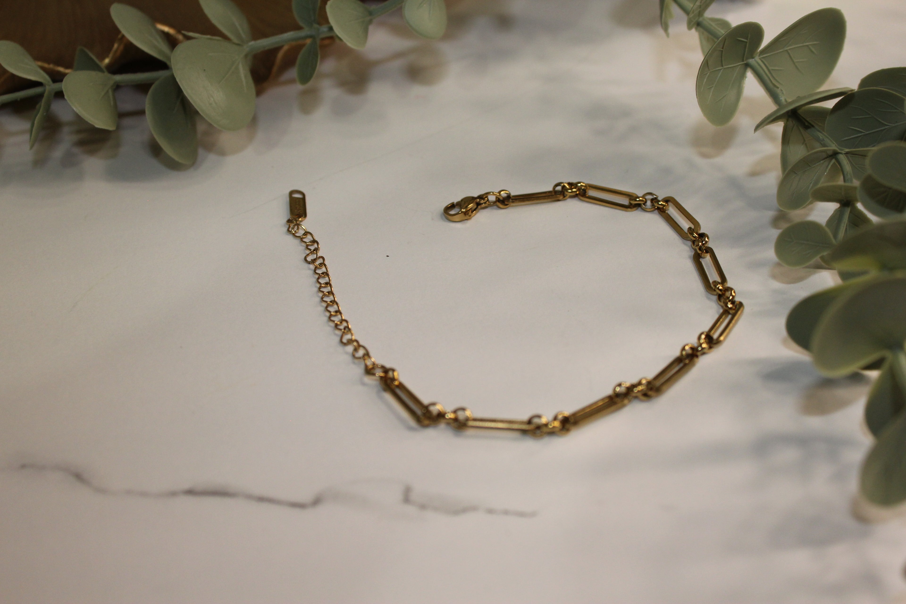 Pulsera Link Dorada | Golden Lily