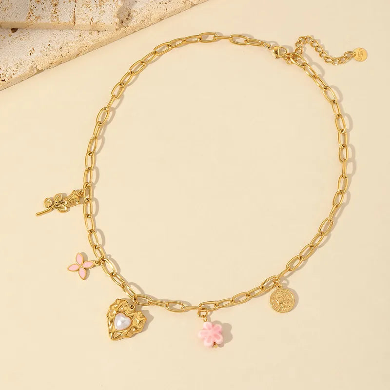 Golden Lily – Collar Bloom Charm